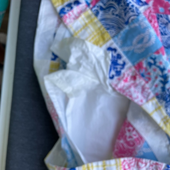 SOLD—Lilly Pulitzer size 8 SKORT - Picture 6 of 7